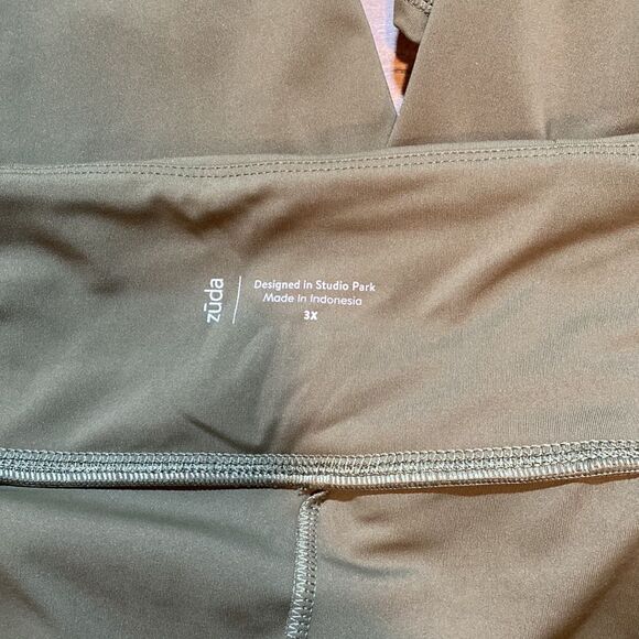 Zuda 2 In 1 Athletic Skirt Legging  Skirted Cropped Leggings Green 3X - Picture 6 of 12